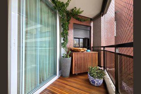 Apartamento à venda com 129m², 2 quartos e 2 vagasVaranda da Sala