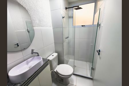 Apartamento à venda com 43m², 2 quartos e sem vaga Apartamento à venda com 43m², 2 quartos e sem vagaBanheiro social