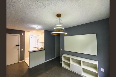 Sala de apartamento à venda com 2 quartos, 43m² em Vargem Pequena, Rio de Janeiro