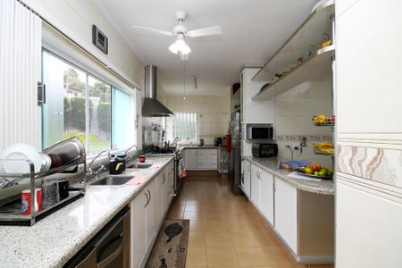 Casa de condomínio para alugar com 1000m², 6 quartos e 8 vagas Casa de condomínio para alugar com 1000m², 6 quartos e 8 vagasCozinha