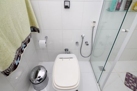 Casa de condomínio para alugar com 1000m², 6 quartos e 8 vagas Casa de condomínio para alugar com 1000m², 6 quartos e 8 vagasBanheiro Suíte 1