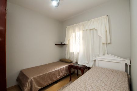 Casa de condomínio para alugar com 1000m², 6 quartos e 8 vagas Casa de condomínio para alugar com 1000m², 6 quartos e 8 vagasQuarto de Serviço 2