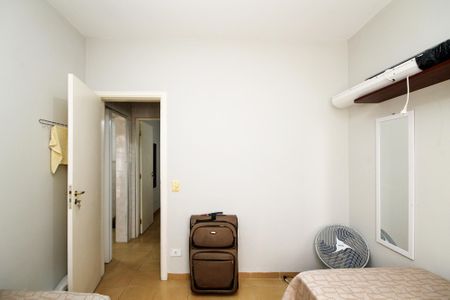 Casa de condomínio para alugar com 1000m², 6 quartos e 8 vagas Casa de condomínio para alugar com 1000m², 6 quartos e 8 vagasQuarto de Serviço 1