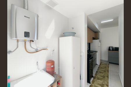Apartamento à venda com 81m², 2 quartos e 1 vaga Apartamento à venda com 81m², 2 quartos e 1 vagaCozinha e Área de Serviço