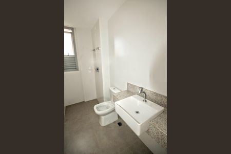 Apartamento à venda com 74m², 3 quartos e 2 vagasBanheiro 2