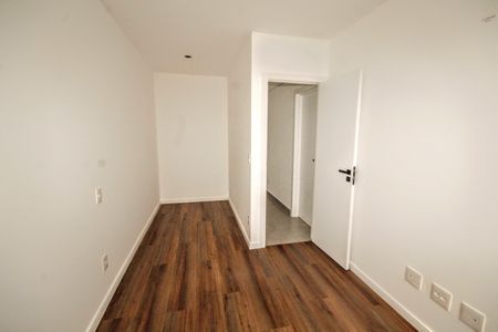 Apartamento à venda com 74m², 3 quartos e 2 vagasQuarto 3