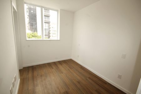 Apartamento à venda com 74m², 3 quartos e 2 vagasquarto 3