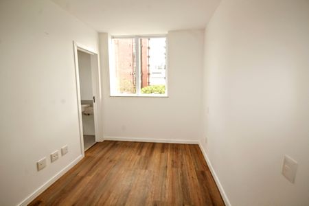Apartamento à venda com 74m², 3 quartos e 2 vagasQuarto 3