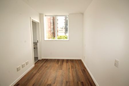 Apartamento à venda com 74m², 3 quartos e 2 vagasQuarto 3