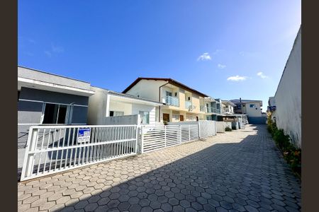 Casa de condomínio para alugar com 60m², 2 quartos e 2 vagasVista da Rua