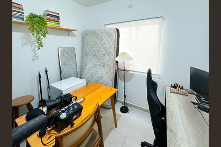 Casa de condomínio para alugar com 60m², 2 quartos e 2 vagasQuarto