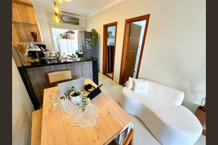 Casa de condomínio para alugar com 60m², 2 quartos e 2 vagasSala de Jantar