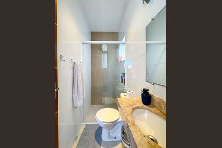 Casa de condomínio para alugar com 60m², 2 quartos e 2 vagasBanheiro da Suíte