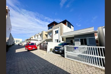 Casa de condomínio para alugar com 60m², 2 quartos e 2 vagasVista da Rua