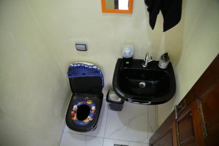 Casa para alugar com 100m², 2 quartos e 1 vagaBanheiro de Serviço 