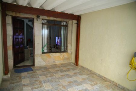 Casa para alugar com 100m², 2 quartos e 1 vagaGaragem 