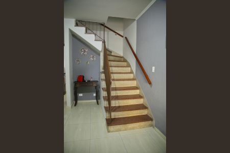 Casa para alugar com 100m², 2 quartos e 1 vagaSala