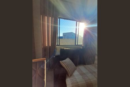 Sala de apartamento para alugar com 2 quartos, 60m² em Parque Sao Vicente, São Vicente