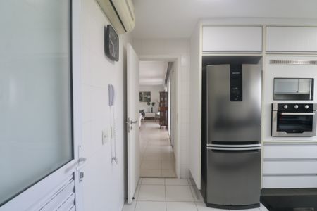 Apartamento para alugar com 158m², 3 quartos e 2 vagasCozinha