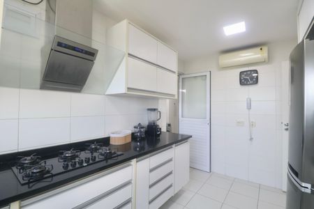 Apartamento para alugar com 158m², 3 quartos e 2 vagasCozinha