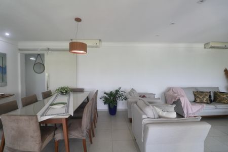 Apartamento para alugar com 158m², 3 quartos e 2 vagasSala