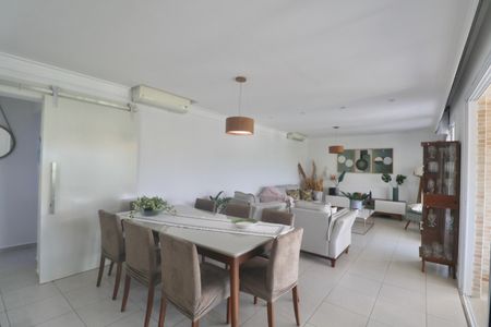 Apartamento para alugar com 158m², 3 quartos e 2 vagasSala