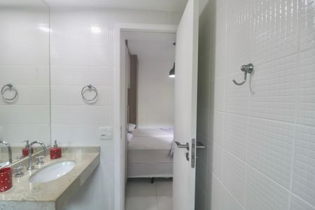 Apartamento para alugar com 158m², 3 quartos e 2 vagasBanheiro Suíte 2