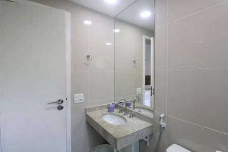 Apartamento para alugar com 158m², 3 quartos e 2 vagasBanheiro Suíte 