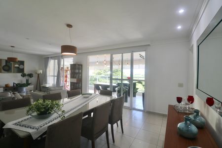 Apartamento para alugar com 158m², 3 quartos e 2 vagasSala