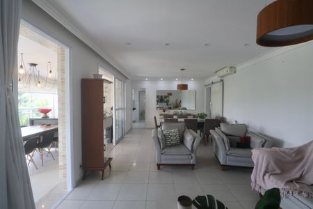 Apartamento para alugar com 158m², 3 quartos e 2 vagasSala