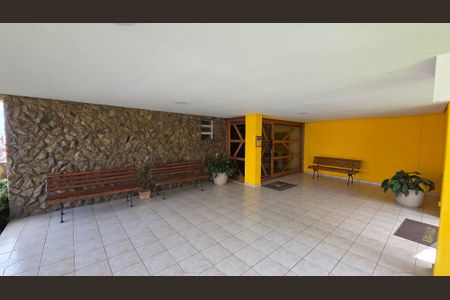 Apartamento à venda com 96m², 2 quartos e 1 vagaHall de entrada