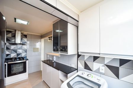 Apartamento à venda com 96m², 2 quartos e 1 vagaCozinha e Área de Serviço