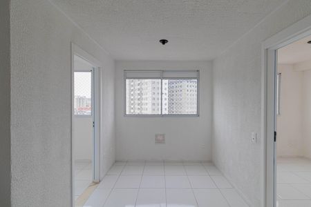 Sala/cozinha de apartamento para alugar com 2 quartos, 33m² em Vila Silvia, São Paulo