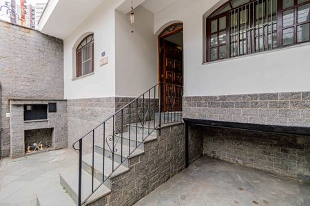 Casa para alugar com 105m², 2 quartos e 1 vaga Casa para alugar com 105m², 2 quartos e 1 vagaGaragem