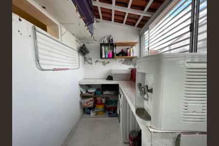 Casa à venda com 93m², 3 quartos e 1 vagaÁrea de Serviço