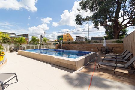 Apartamento para alugar com 55m², 2 quartos e 1 vaga Apartamento para alugar com 55m², 2 quartos e 1 vagaÁrea comum - Piscina