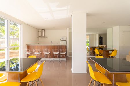 Apartamento para alugar com 55m², 2 quartos e 1 vaga Apartamento para alugar com 55m², 2 quartos e 1 vagaÁrea comum - Salão de festas
