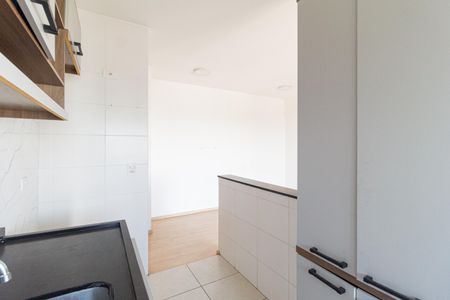 Apartamento para alugar com 55m², 2 quartos e 1 vaga Apartamento para alugar com 55m², 2 quartos e 1 vagaCozinha e área de serviço