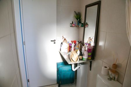 Apartamento à venda com 44m², 2 quartos e 1 vagaBanheiro 2