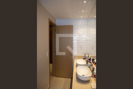 Apartamento para alugar com 187m², 3 quartos e 3 vagas Apartamento para alugar com 187m², 3 quartos e 3 vagasBanheiro da Suíte 3