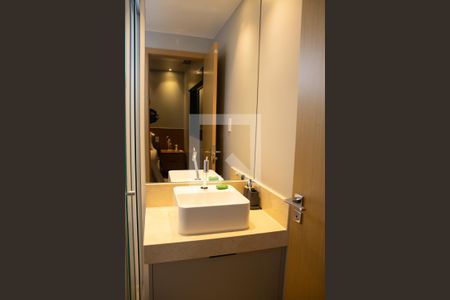 Apartamento para alugar com 187m², 3 quartos e 3 vagasBanheiro da Suíte 2