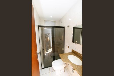 Apartamento à venda com 189m², 3 quartos e 1 vagaBanheiro 3