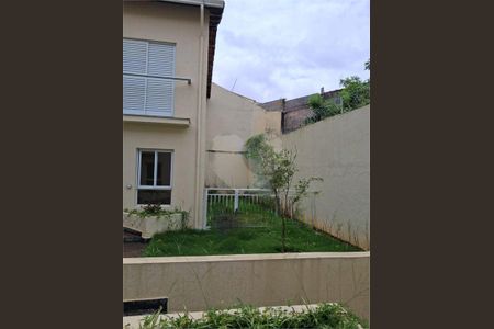 Casa à venda com 66m², 2 quartos e 2 vagas