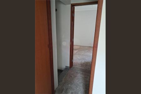 Casa à venda com 66m², 2 quartos e 2 vagas