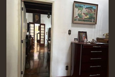 Casa à venda com 5 quartos, 231m² em Bela Vista, São Paulo