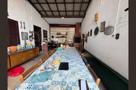 Casa à venda com 5 quartos, 231m² em Bela Vista, São Paulo