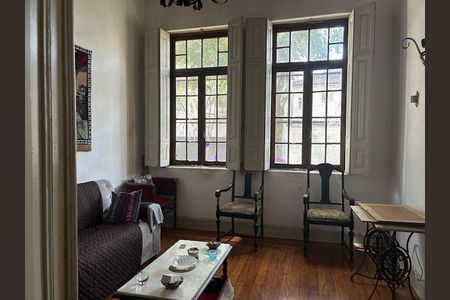 Casa à venda com 5 quartos, 231m² em Bela Vista, São Paulo