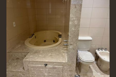 Apartamento à venda com 371m², 5 quartos e 5 vagas