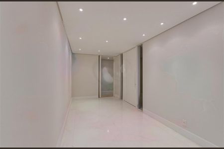 Apartamento à venda com 4 quartos, 208m² em Alto da Boa Vista, São Paulo