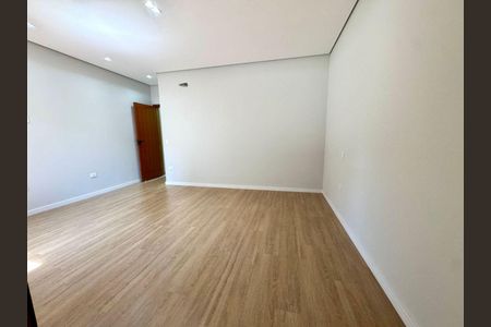 Casa à venda com 3 quartos, 200m² em Jardim Colonial, São Bernardo do Campo